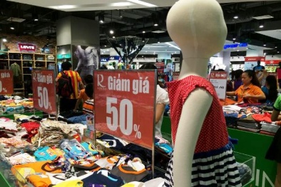 Thị trường 1/6: Nhiều mặt hàng giảm giá “sốc”